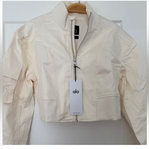ALO Yoga Women's Cream Jacket night out cargo